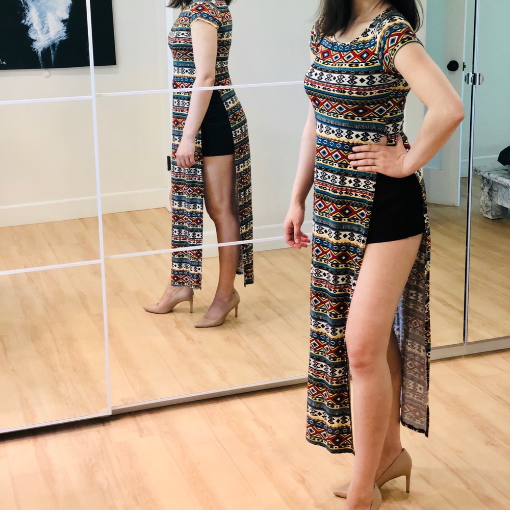 Tribal pattern high low multicolor long top